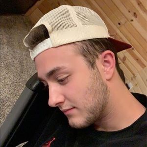 Meet your Posher, Cooper